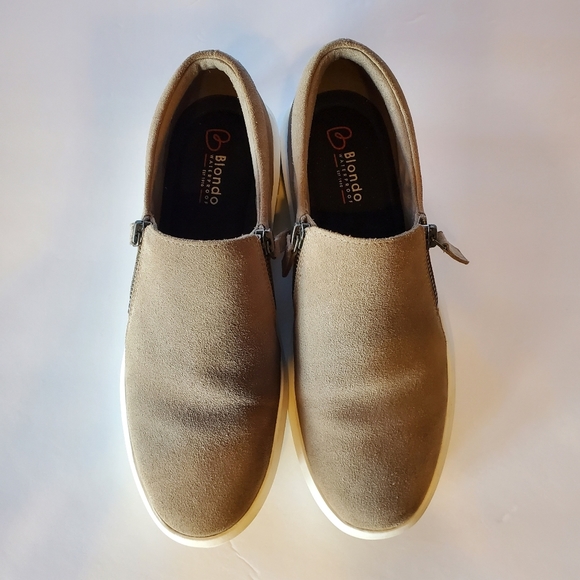 Blondo Faith Taupe Waterproof Slip On Sporty Sneaker 9 - Picture 3 of 10